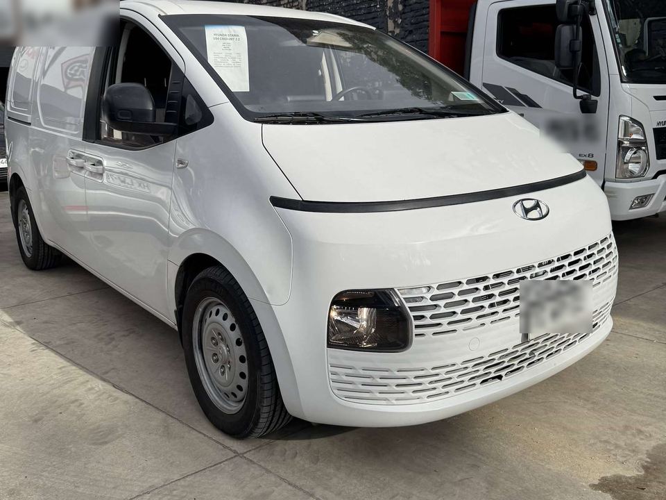 Hyundai Staria furgón.